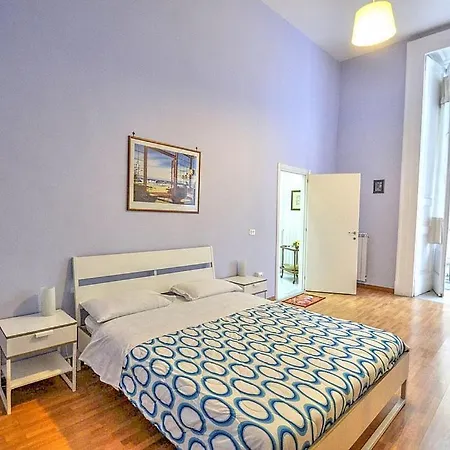 Apartment Sleeps 6 Wifi Naples